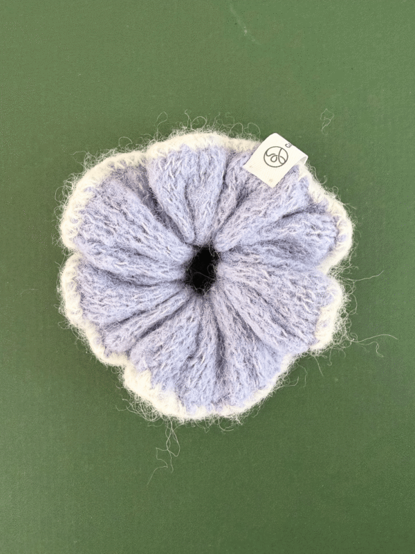 Scrunchie wełniana z jedwabiem BOBBY Scrunchie wełniana z jedwabiem BOBBY